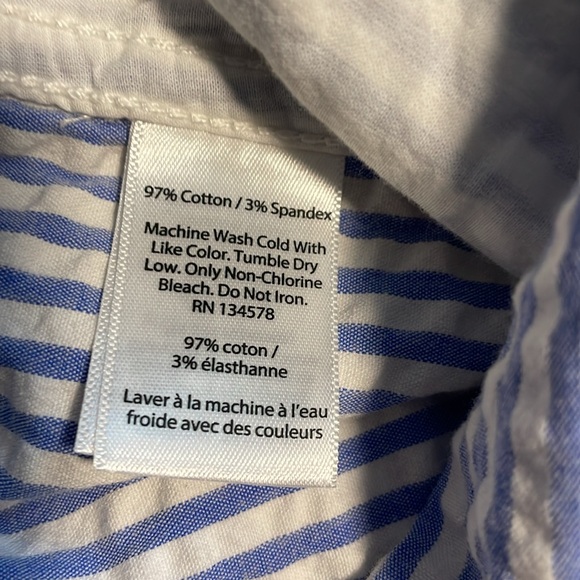 Vineyard Vines Blue and White Shorts Size 8 - Picture 6 of 7